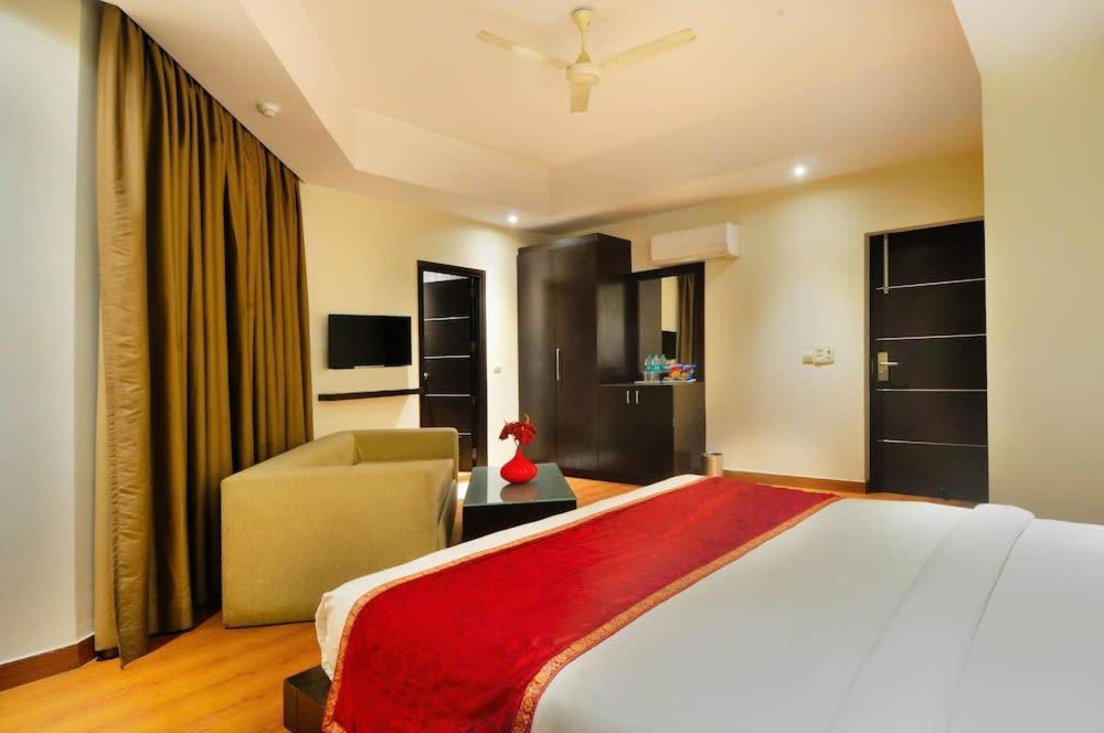 Zenith Mahipalpur - Free Parking Hotel New Delhi Ngoại thất bức ảnh