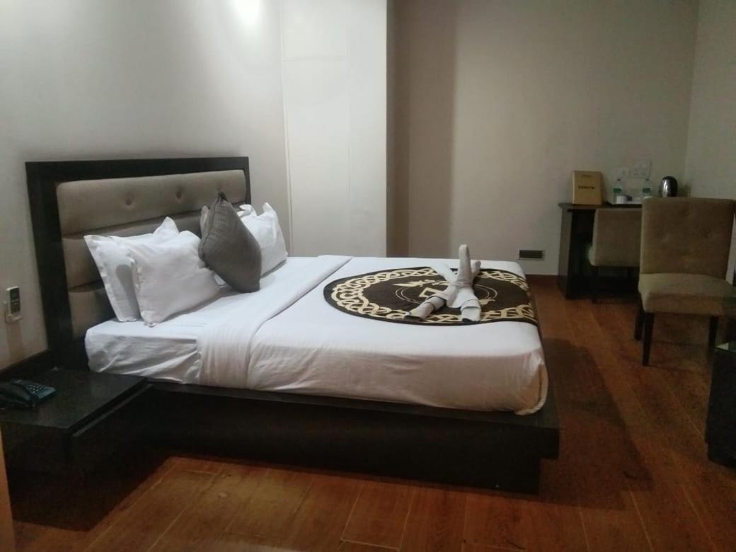 Zenith Mahipalpur - Free Parking Hotel New Delhi Ngoại thất bức ảnh