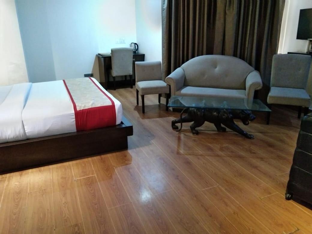 Zenith Mahipalpur - Free Parking Hotel New Delhi Ngoại thất bức ảnh